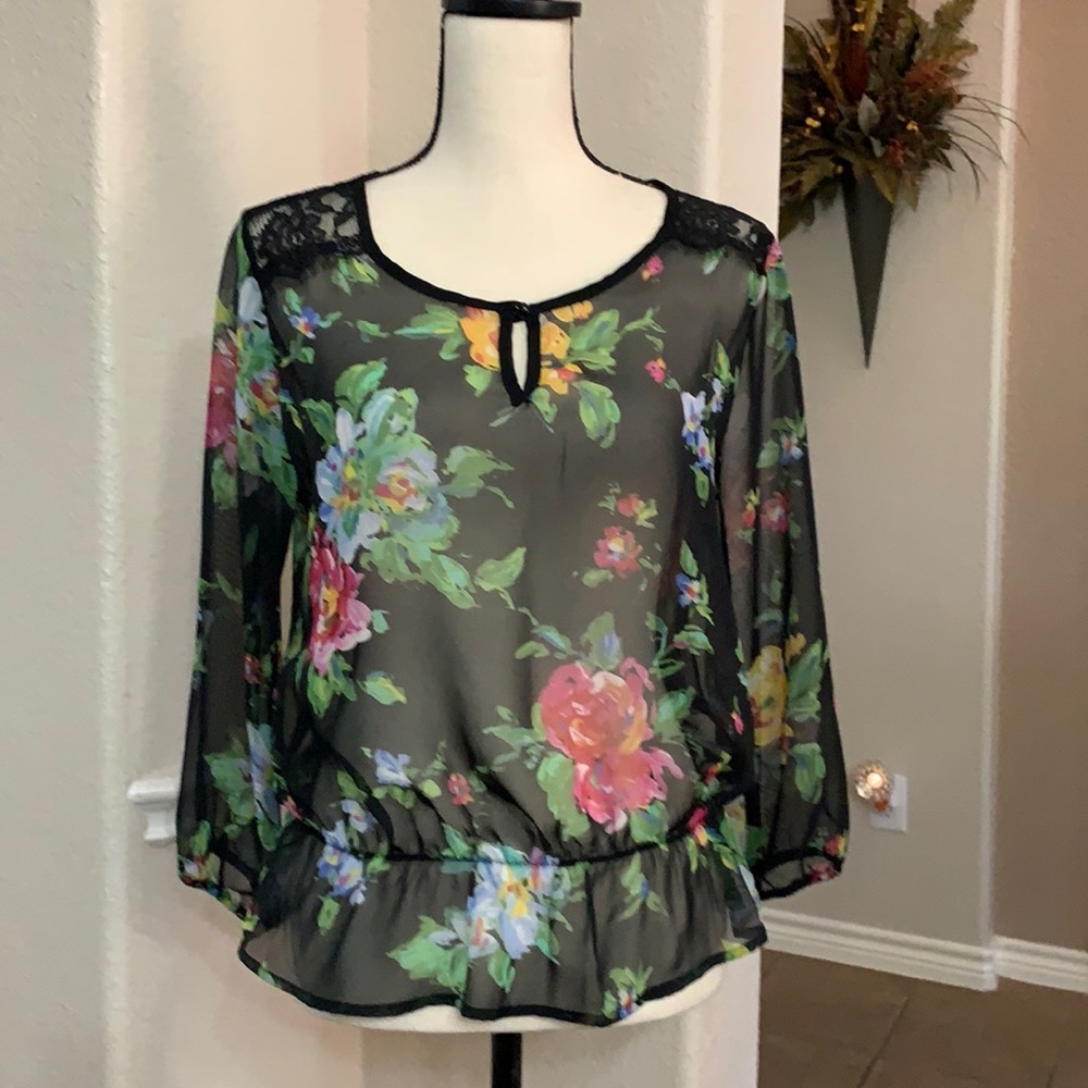 Lily Rose black sheer floral print top blouse. MED